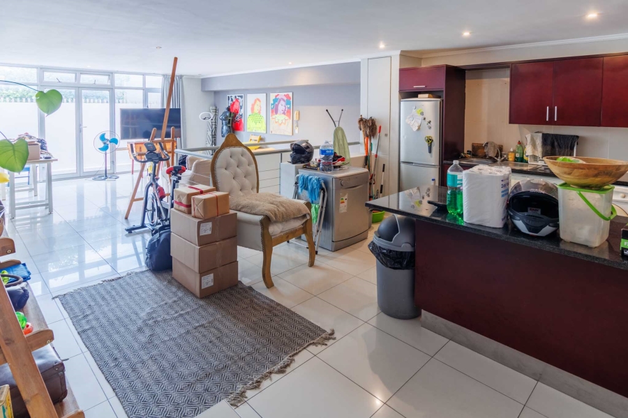 To Let 2 Bedroom Property for Rent in Hout Bay Beachfront Western Cape